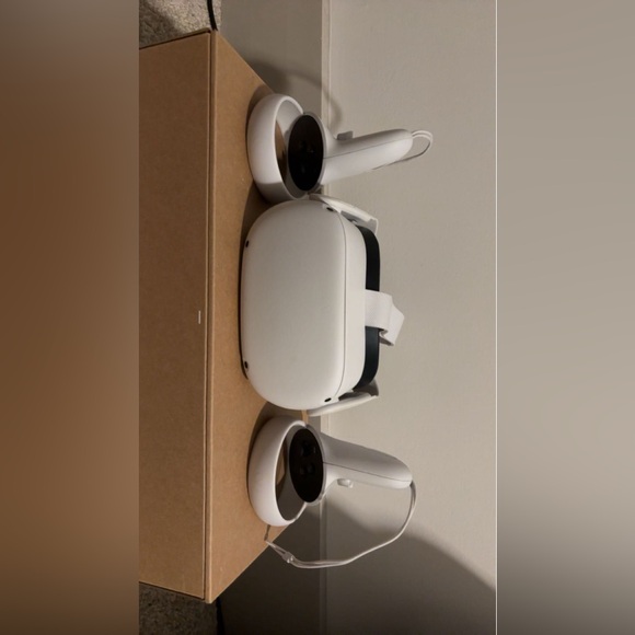 Other - Oculus Quest 2
